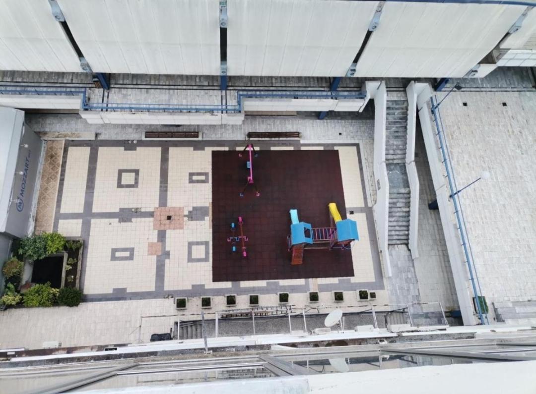 Calla 5 Apartment - Main Square, In The City Shopping Center - Parking Slot With Security And Video Camera Skopje Bagian luar foto