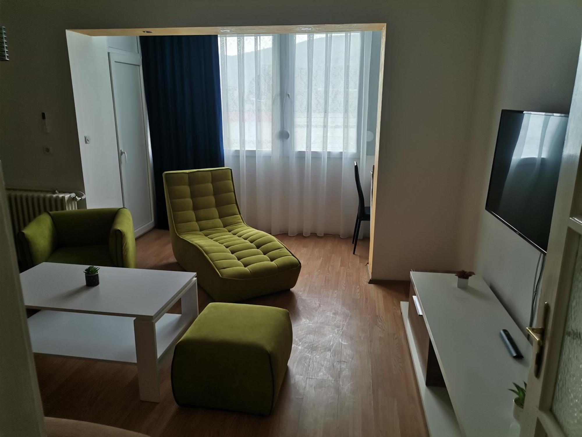 Calla 5 Apartment - Main Square, In The City Shopping Center - Parking Slot With Security And Video Camera Skopje Bagian luar foto