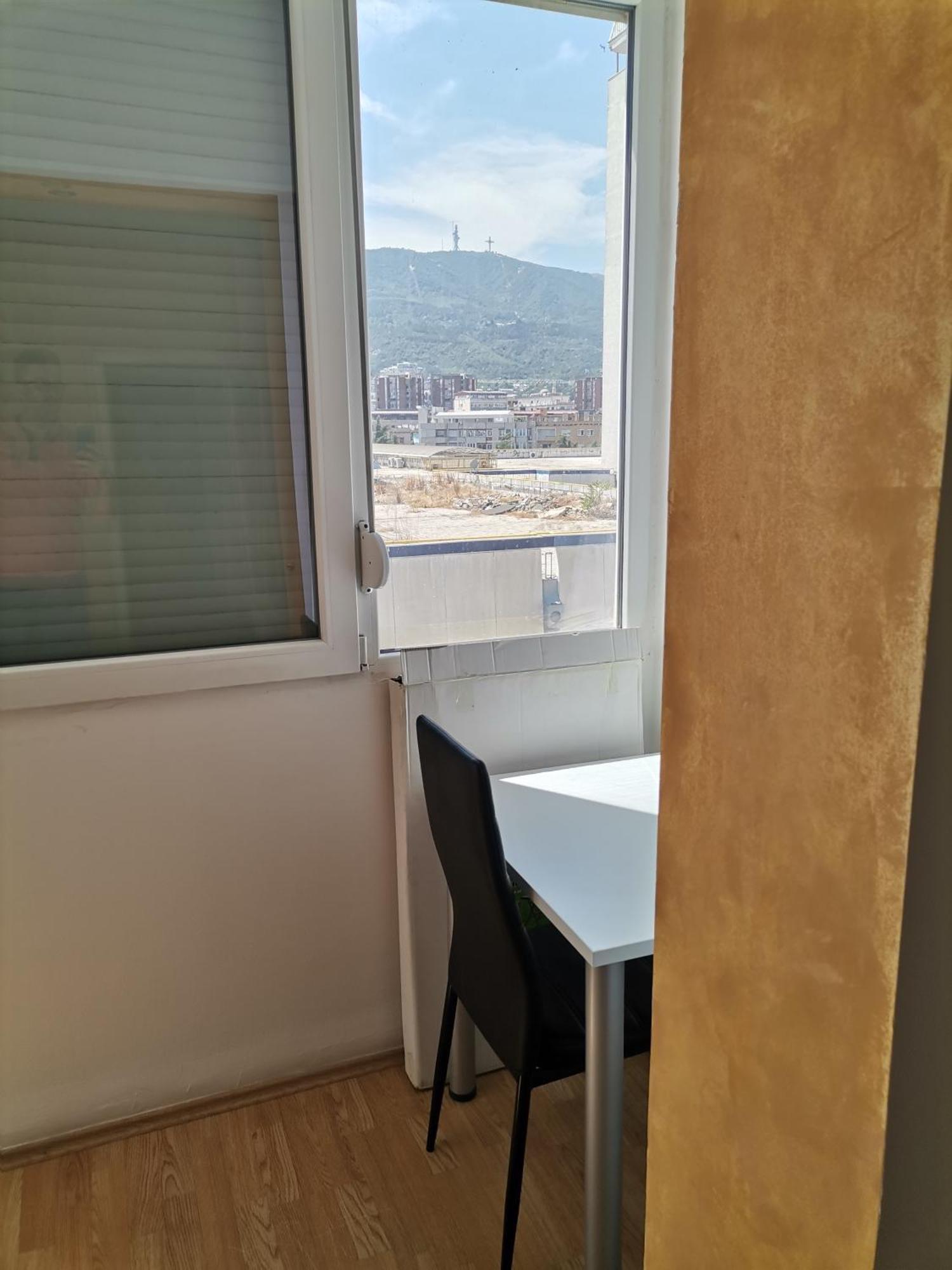Calla 5 Apartment - Main Square, In The City Shopping Center - Parking Slot With Security And Video Camera Skopje Bagian luar foto